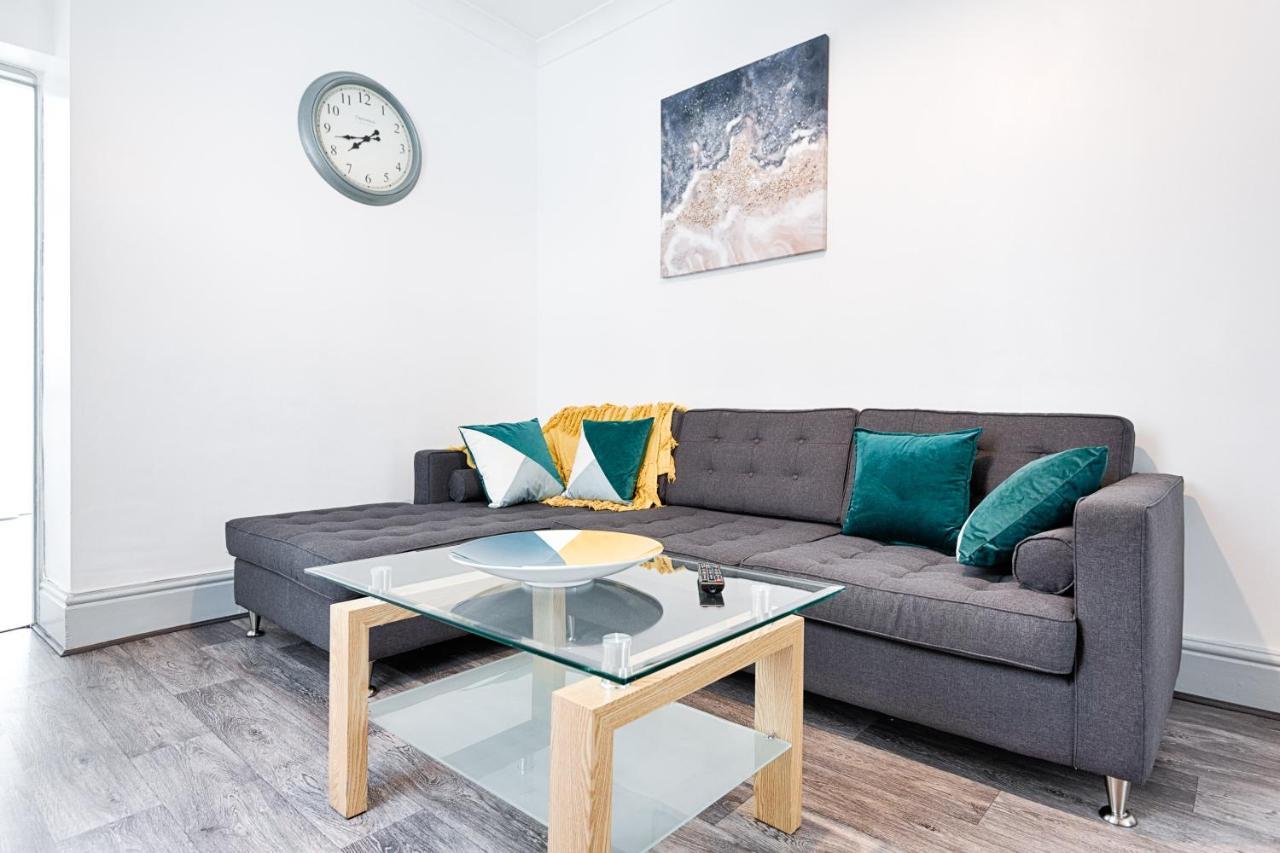 Walk To Swansea Stadium, 3 Rooms, Smart Tv'S Extérieur photo