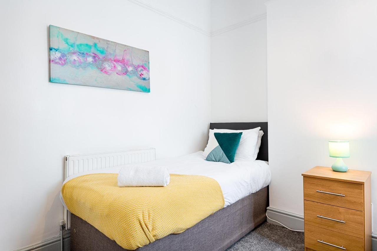 Walk To Swansea Stadium, 3 Rooms, Smart Tv'S Extérieur photo