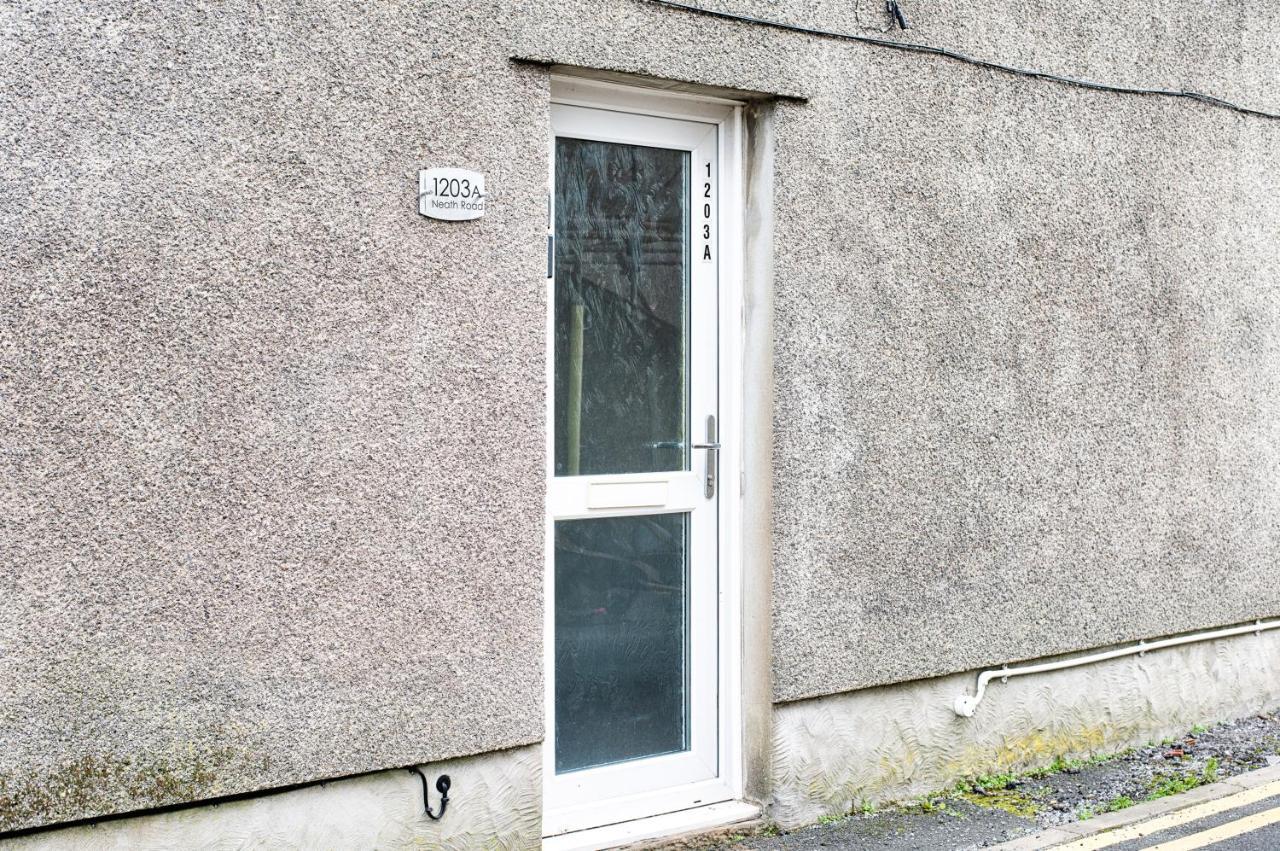 Walk To Swansea Stadium, 3 Rooms, Smart Tv'S Extérieur photo