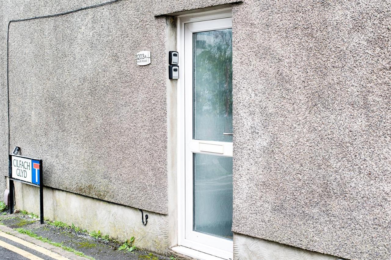 Walk To Swansea Stadium, 3 Rooms, Smart Tv'S Extérieur photo